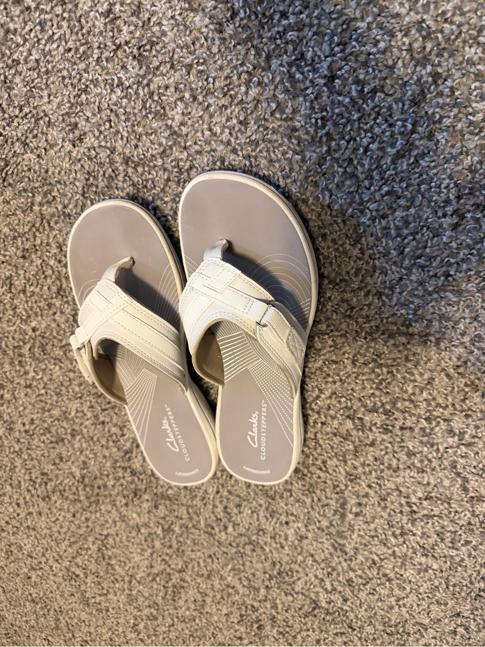 Clarks Women's White Slide Sandals - Picture 6 of 16